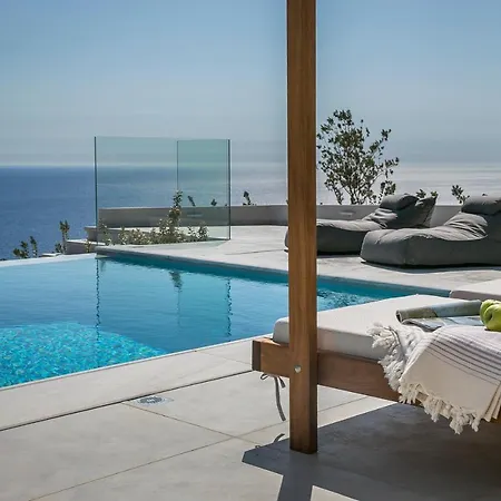 빌라 Oikos Boutique Residences Private Estate *