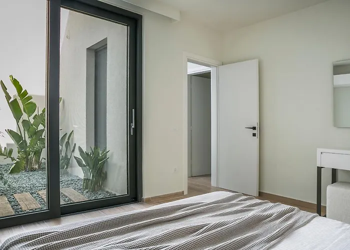 Oikos Boutique Residences Private Estate