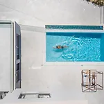 Βίλα Oikos Boutique Residences Private Estate Πλατείες