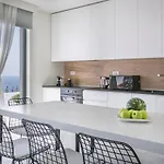 Oikos Boutique Residences Private Estate Πλατείες