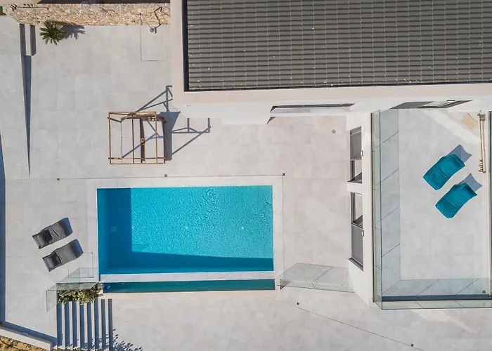 Oikos Boutique Residences Private Estate Βίλα