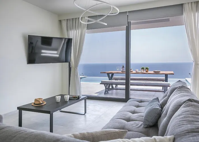 Oikos Boutique Residences Private Estate Πλατείες