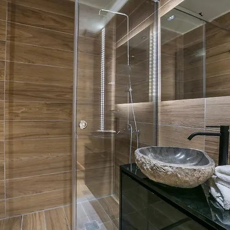 Oikos Boutique Residences * Plateies