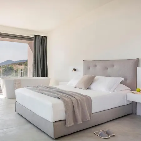 Oikos Boutique Residences * Plateies