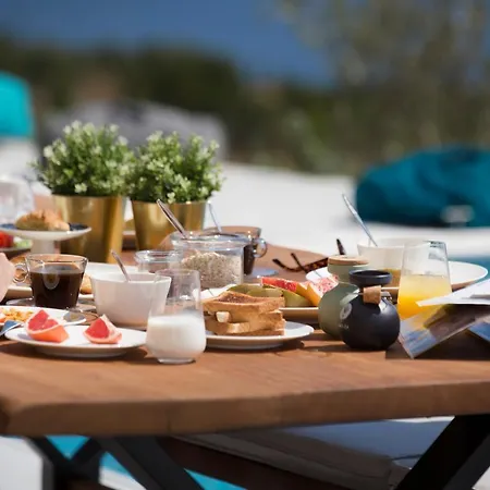 וילה Oikos Boutique Residences Private Estate *