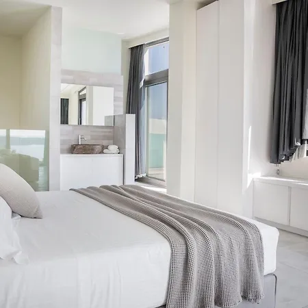 Oikos Boutique Residences Villa *