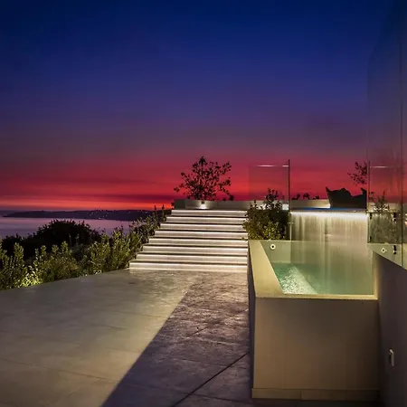 Oikos Boutique Residences Private Estate *