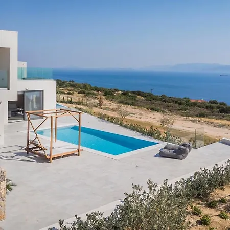 Oikos Boutique Residences Plateies